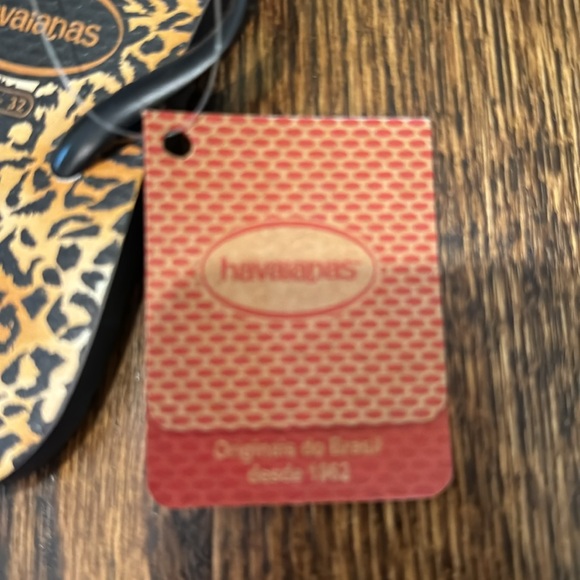 Havaianas Leopard Print Girls Flip Flop - Picture 4 of 5